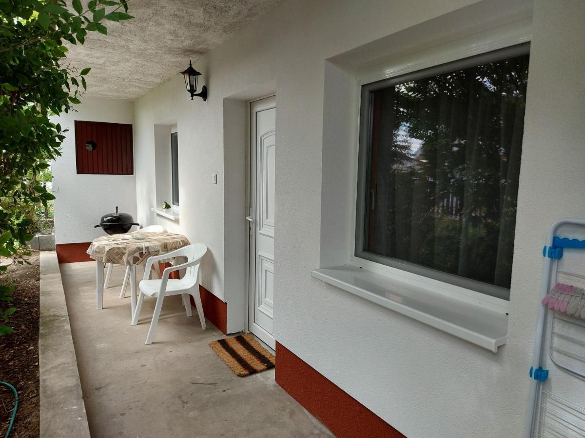 Nora Apartman 발라톤엘 외부 사진